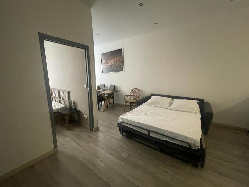 2 Pieces Nice Tout Confort Vieux Nice Cours Saleya Proche Commerces Et Mer מראה חיצוני תמונה